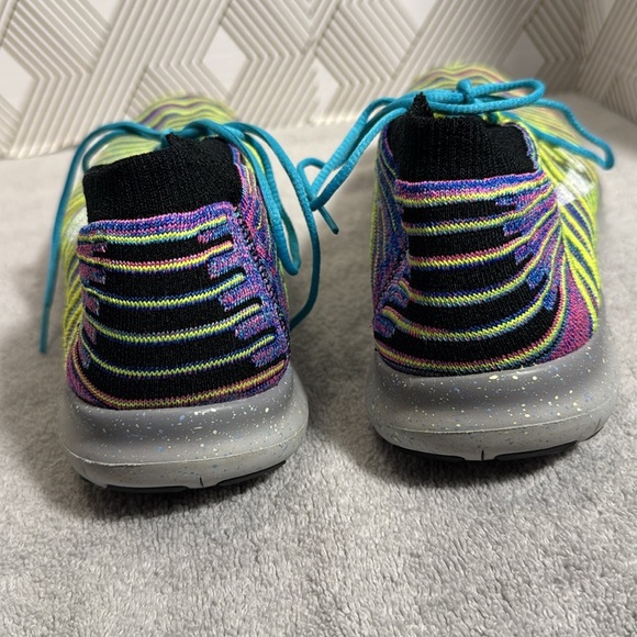 Nike Free RN Motion‎ Flyknit athletic shoes Men’s 8 Multicolor Knit Sneakers main image 6